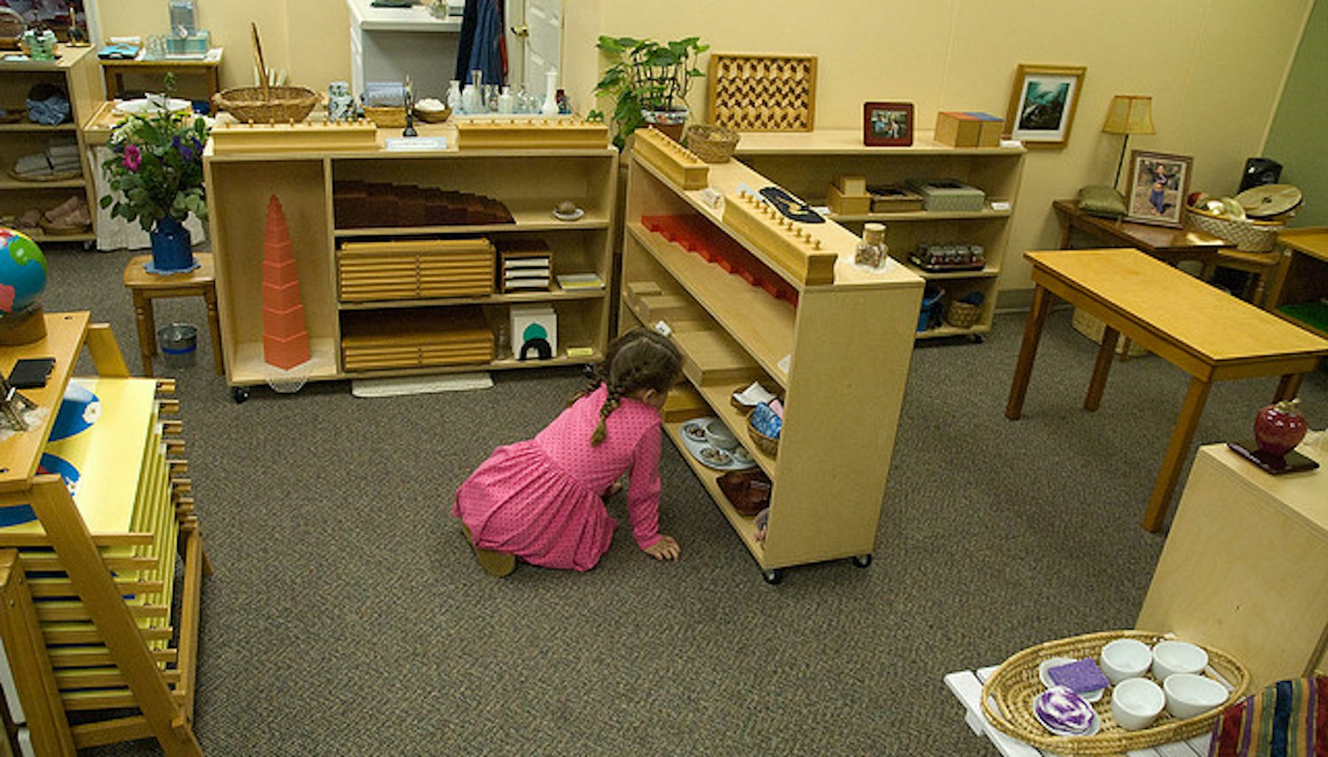 When do children learn to write earlier than you might think